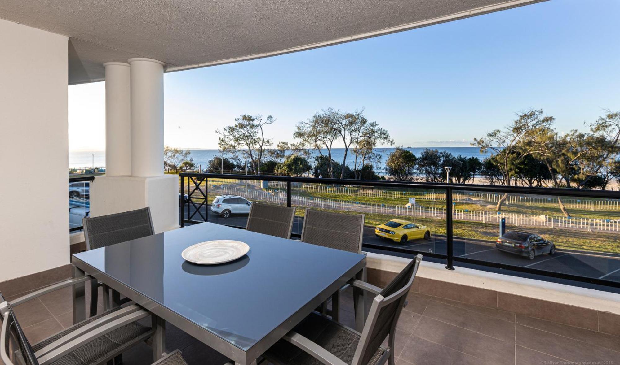 Bay Royal Apartments Μπάιρον Μπέι Εξωτερικό φωτογραφία
